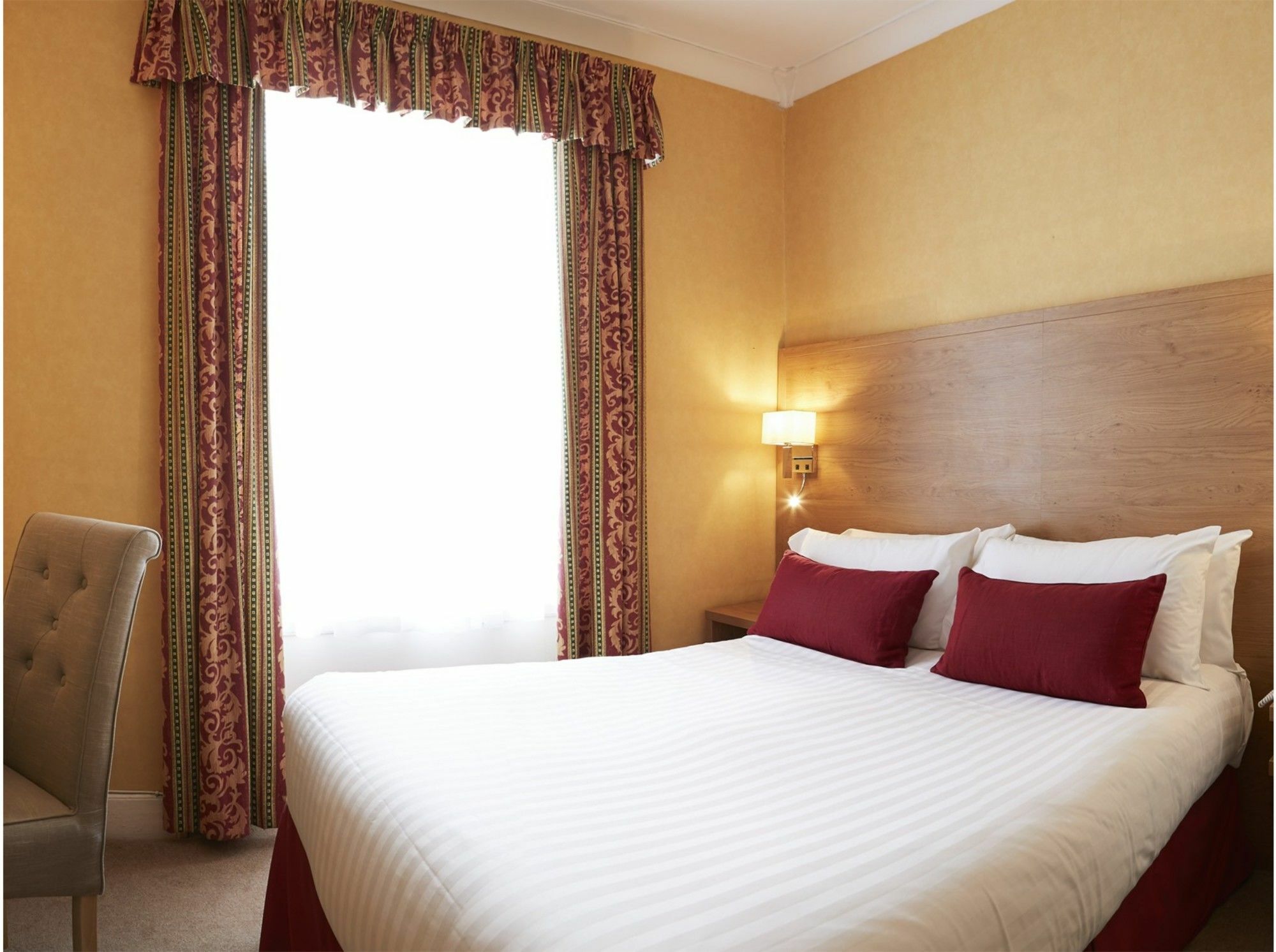 Riviera Town House Hotel Scarborough Exterior photo